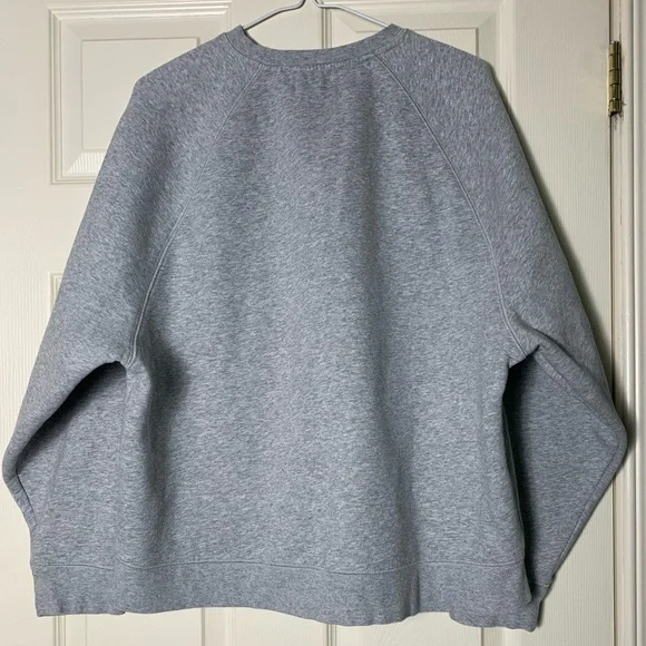 Brunette The Label | Grey Crewneck Oversized Kind Club Graphic Sweater - XS/S - Picture 3 of 5